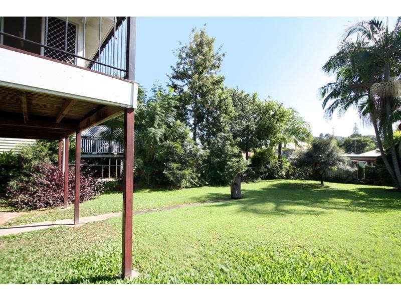 140 Macrossan Avenue, Norman Park QLD 4170