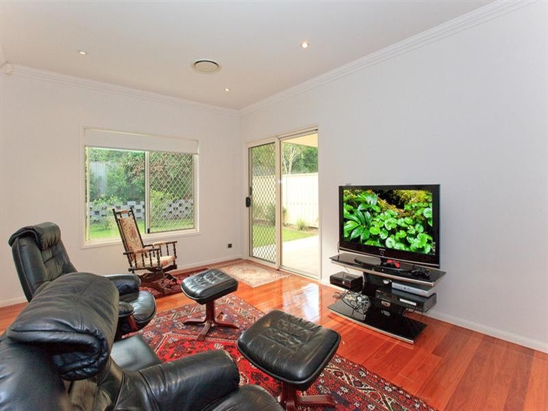 81 Raeburn Street, Manly West QLD 4179