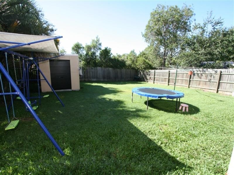 11 Kensington Avenue, Seven Hills QLD 4170