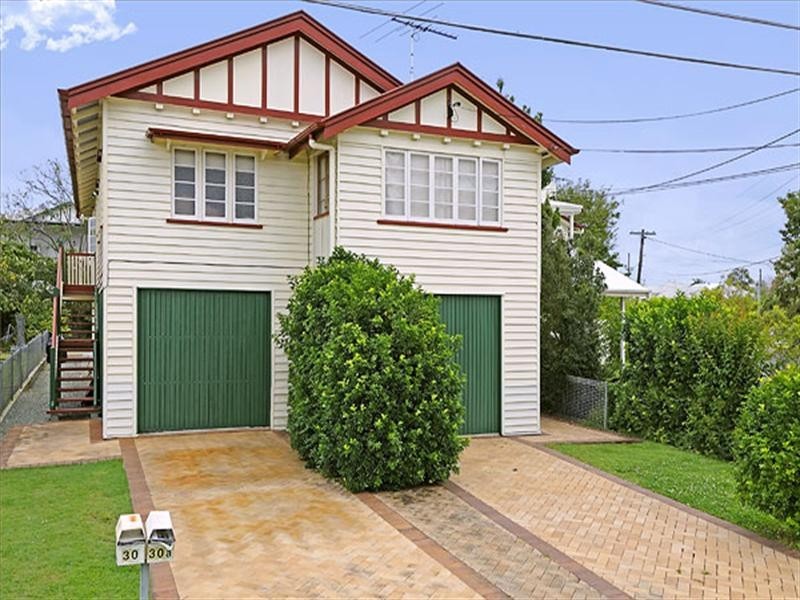 30 Katoomba Avenue, Hawthorne QLD 4171