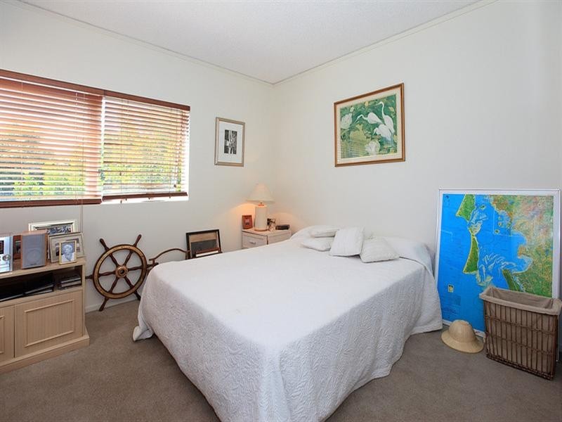 10/18 Addison Avenue, Bulimba QLD 4171