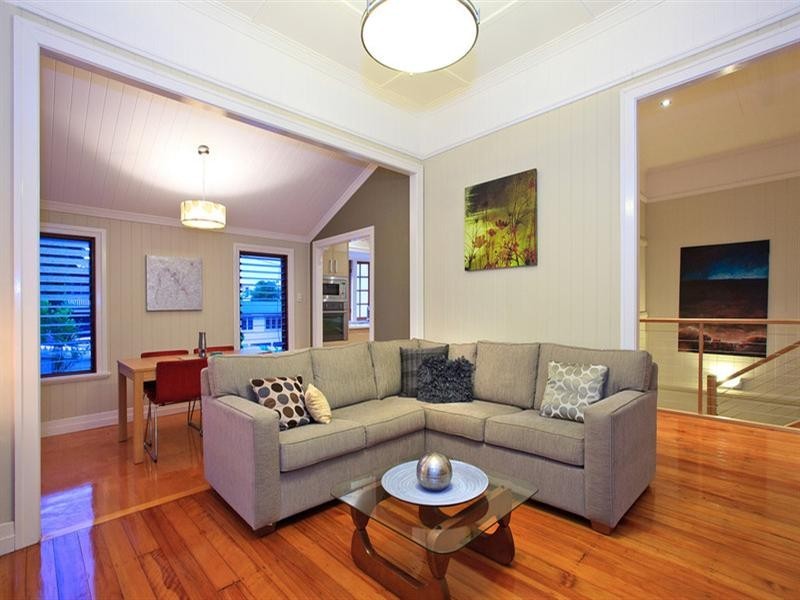 45 Dover Street, Hawthorne QLD 4171