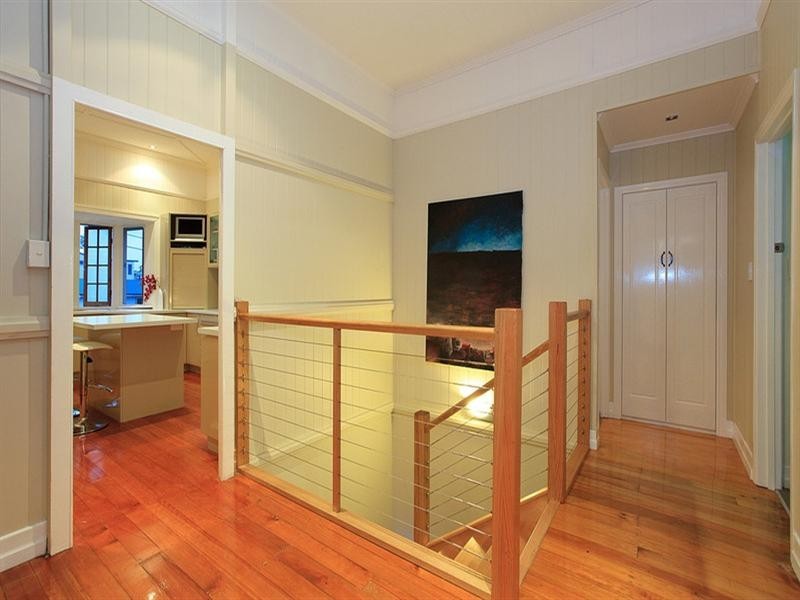 45 Dover Street, Hawthorne QLD 4171