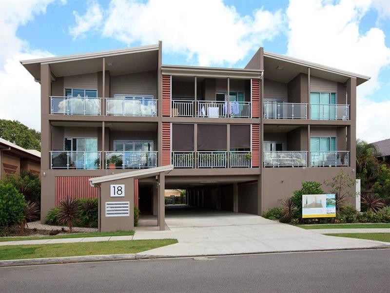 9/18 Barton Road, Hawthorne QLD 4171