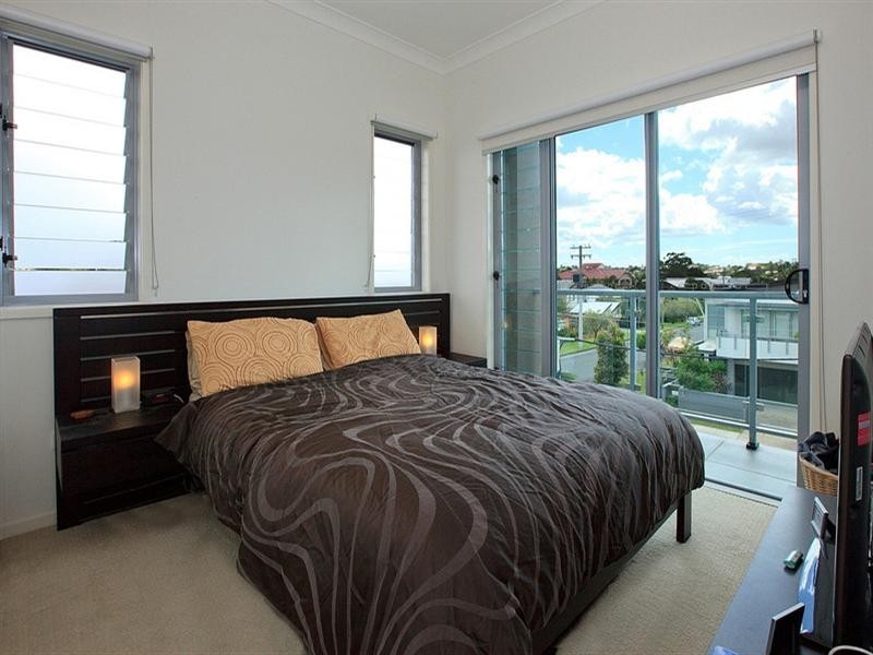 9/18 Barton Road, Hawthorne QLD 4171