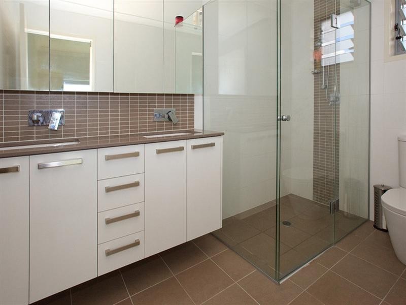 9/18 Barton Road, Hawthorne QLD 4171