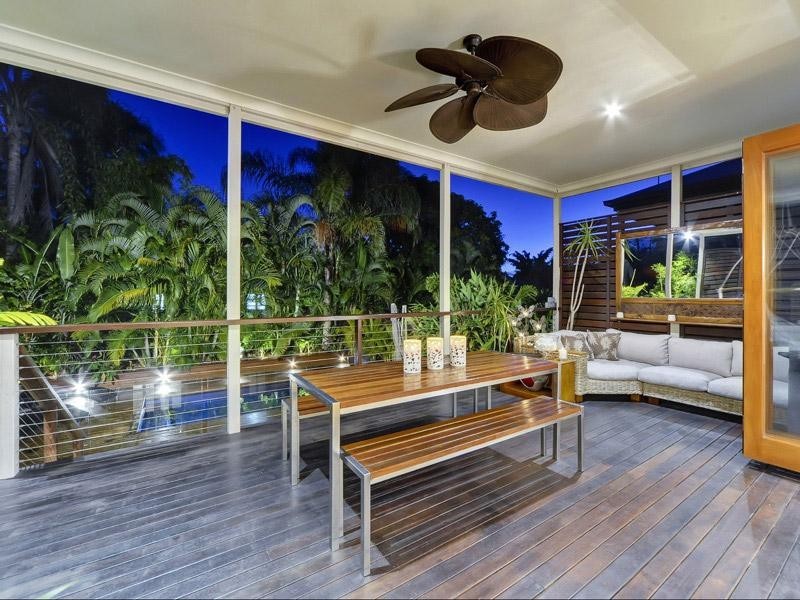 145 Morehead Avenue, Norman Park QLD 4170