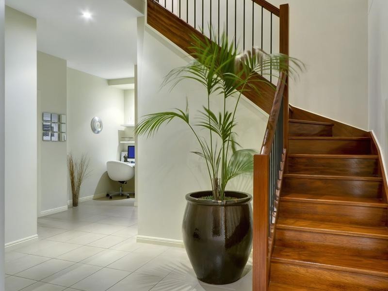 145 Morehead Avenue, Norman Park QLD 4170