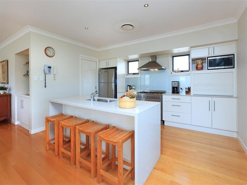 15 Kelsey Street, Coorparoo QLD 4151