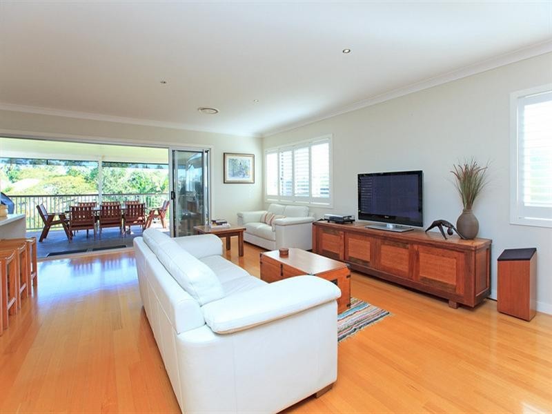 15 Kelsey Street, Coorparoo QLD 4151