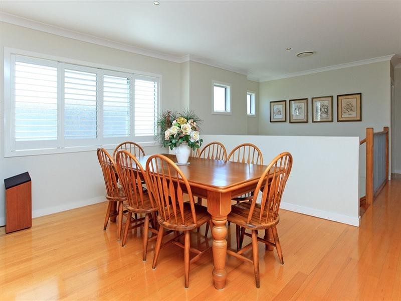 15 Kelsey Street, Coorparoo QLD 4151