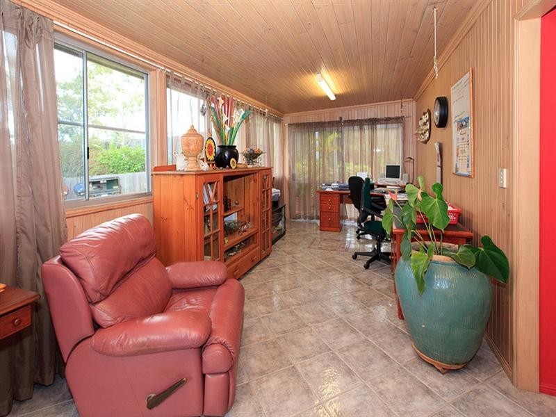 24 Moore Street, Morningside QLD 4170