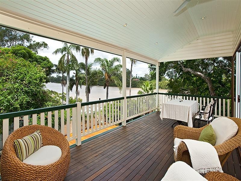 19 Ivy Street, Indooroopilly QLD 4068