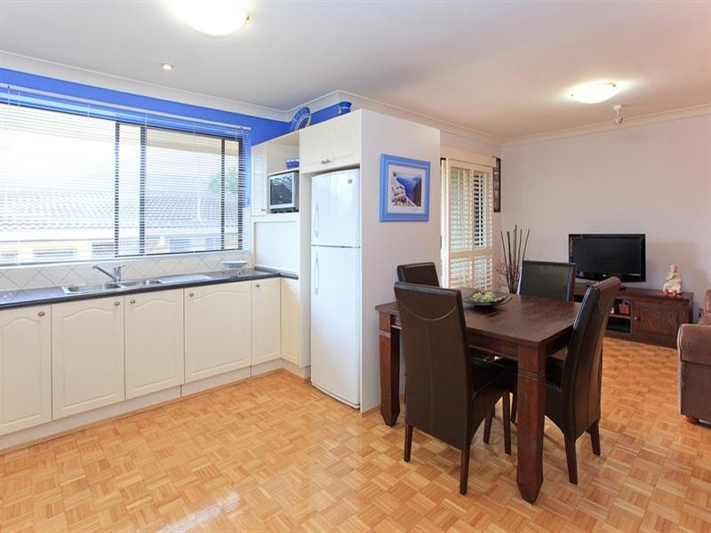 4/110 Pembroke Road, Coorparoo QLD 4151