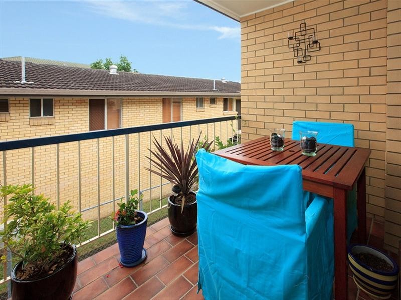 4/110 Pembroke Road, Coorparoo QLD 4151