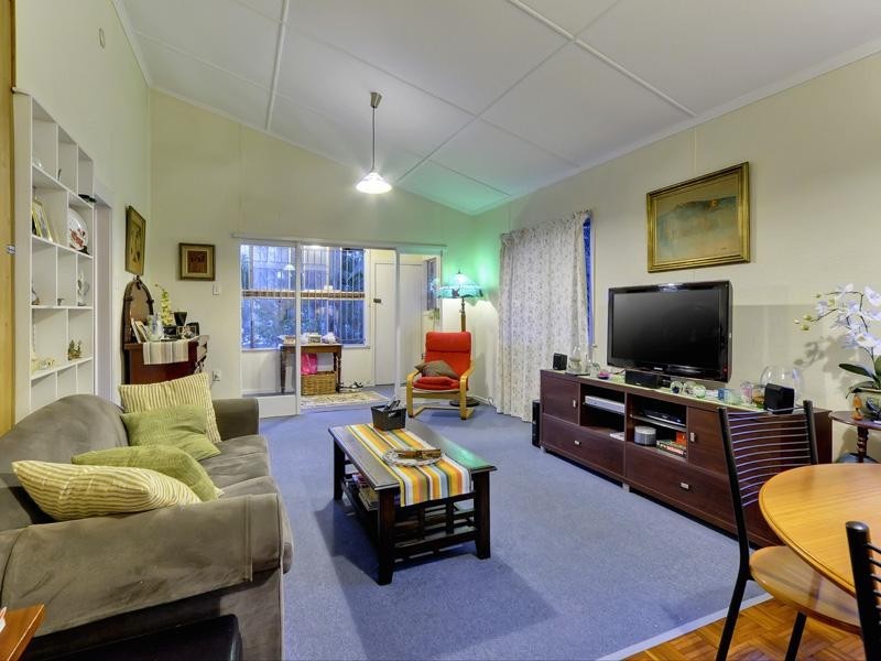 62 Moore Street, Morningside QLD 4170