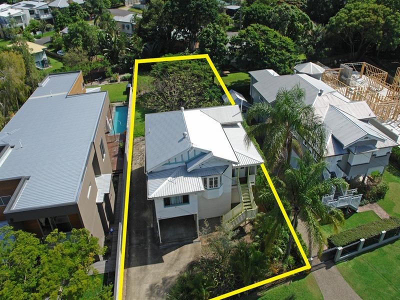 35 Katoomba Avenue, Hawthorne QLD 4171