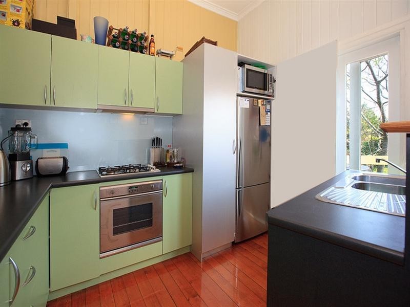 35 Katoomba Avenue, Hawthorne QLD 4171