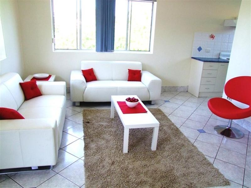 14 Foster Street, Newmarket QLD 4051