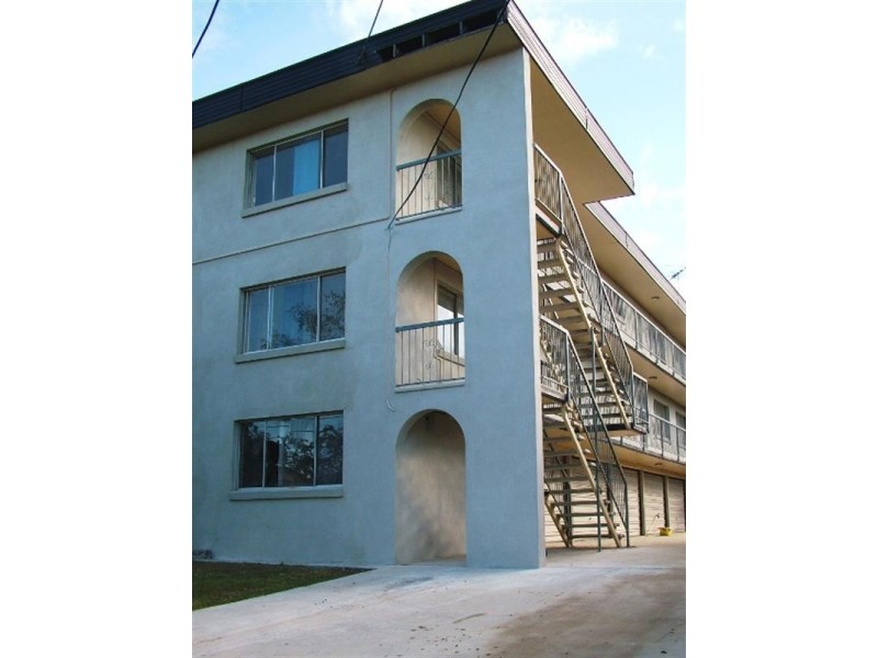 14 Foster Street, Newmarket QLD 4051