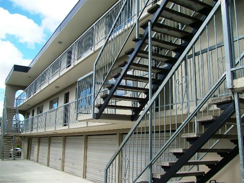 14 Foster Street, Newmarket QLD 4051