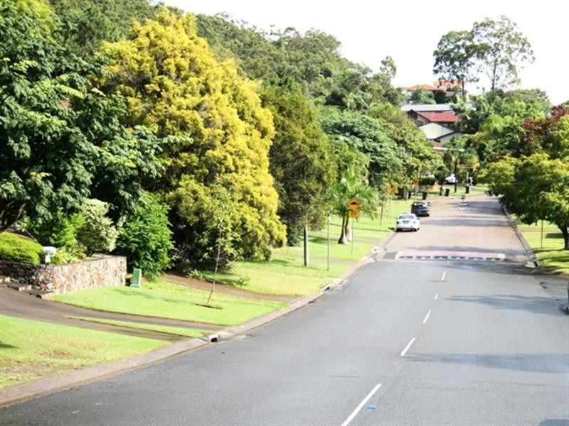 84 Indus Street, Camp Hill QLD 4152