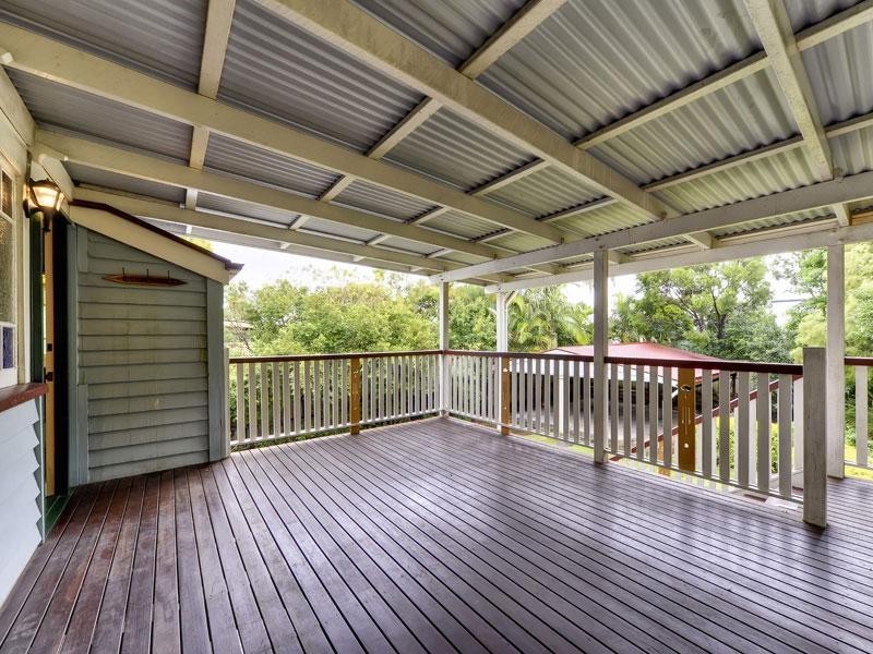 10 Deviney Street, Morningside QLD 4170