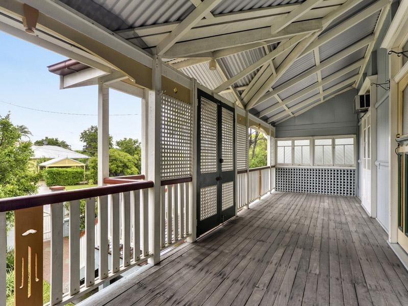 10 Deviney Street, Morningside QLD 4170