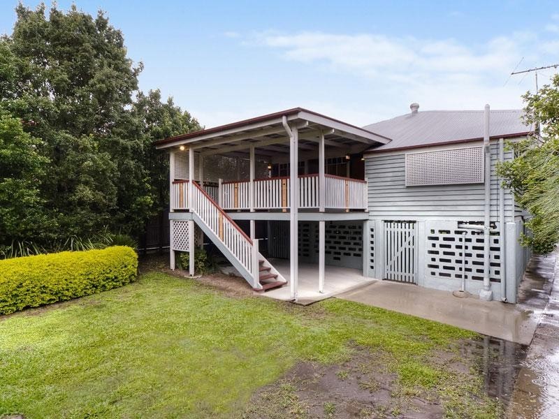 10 Deviney Street, Morningside QLD 4170