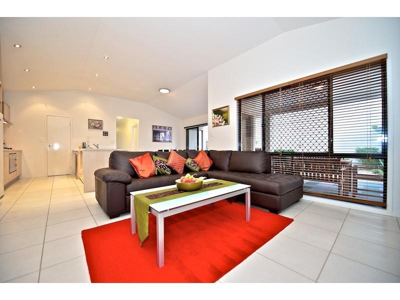 27 Celestial Court, Carina QLD 4152