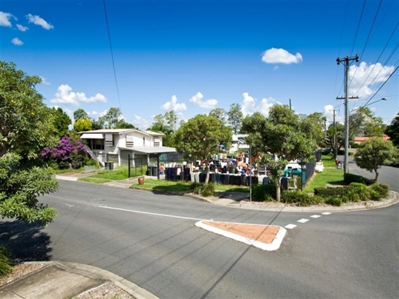 115 Kates Street, Morningside QLD 4170