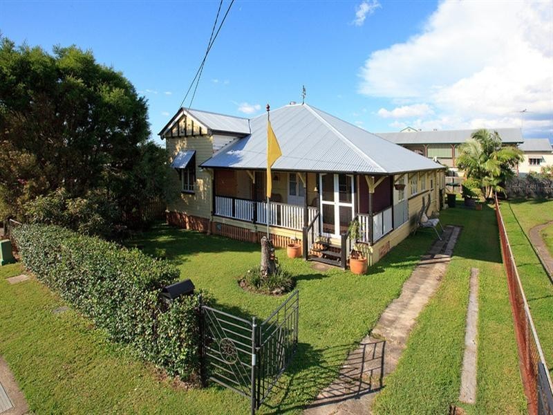 31 Barrack Road, Cannon Hill QLD 4170