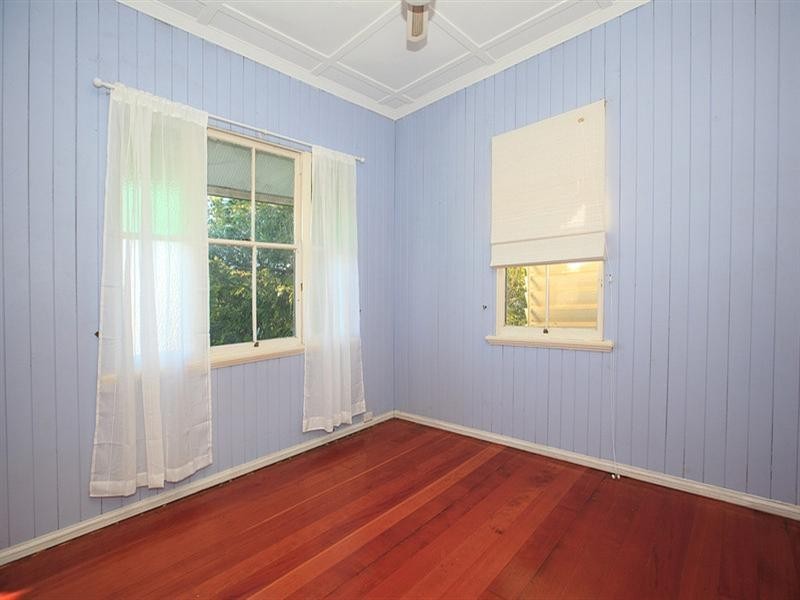 42 Belgrave Street, Balmoral QLD 4171