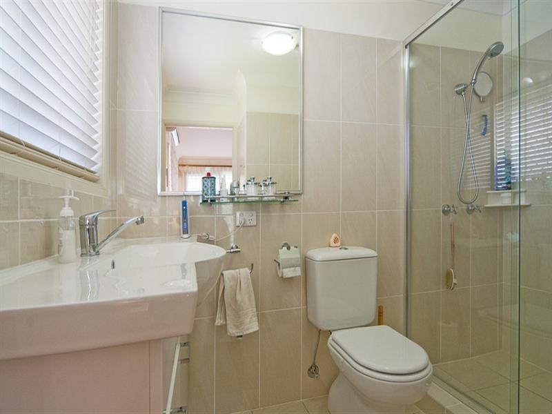 16 Oxley Drive, Paradise Point QLD 4216