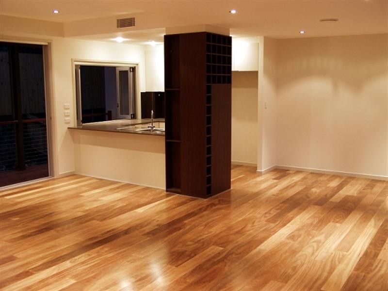 6a Hanworth Street, East Brisbane QLD 4169