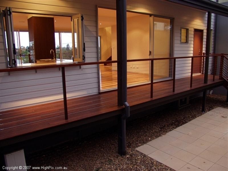 6a Hanworth Street, East Brisbane QLD 4169