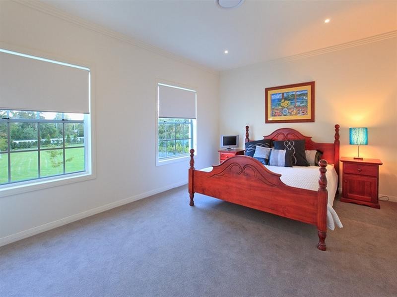 124 London Road, Belmont QLD 4153