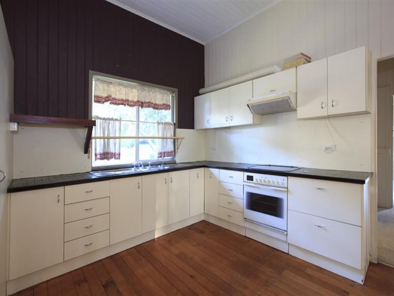 56 Grenade Street, Cannon Hill QLD 4170