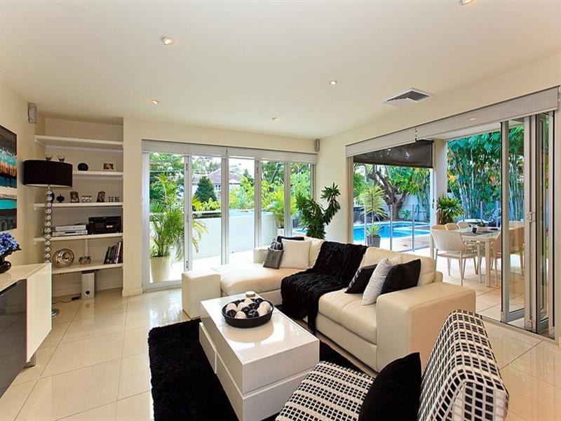 33 Aaron Avenue, Hawthorne QLD 4171