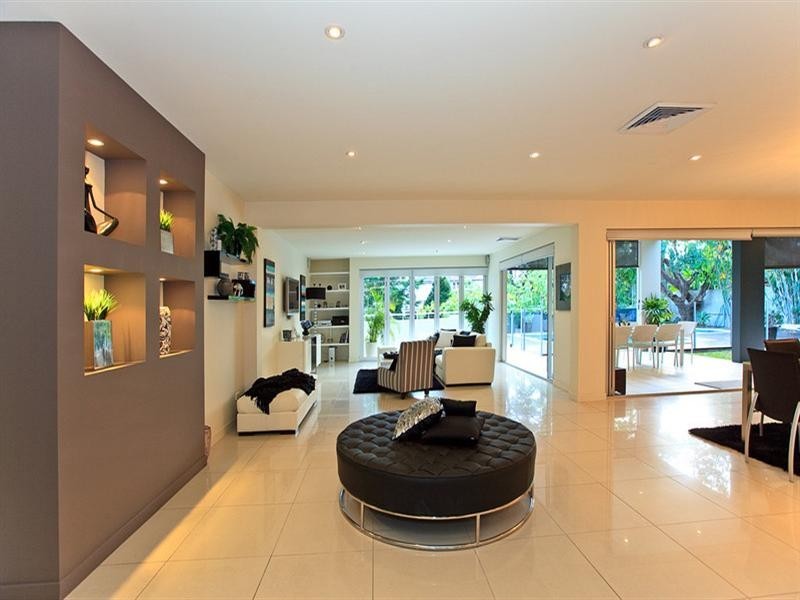 33 Aaron Avenue, Hawthorne QLD 4171