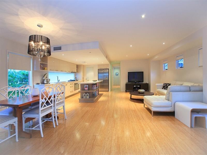 26 Orchard Street, Hawthorne QLD 4171
