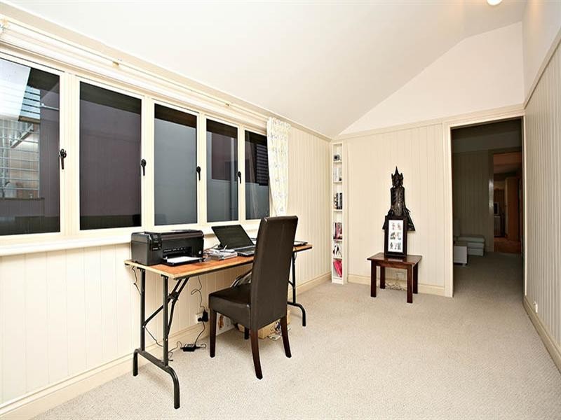 14 McConnell Street, Bulimba QLD 4171