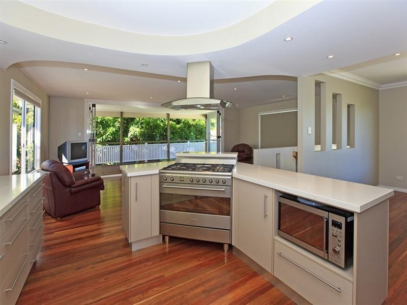 131 Shrapnel Road, Cannon Hill QLD 4170