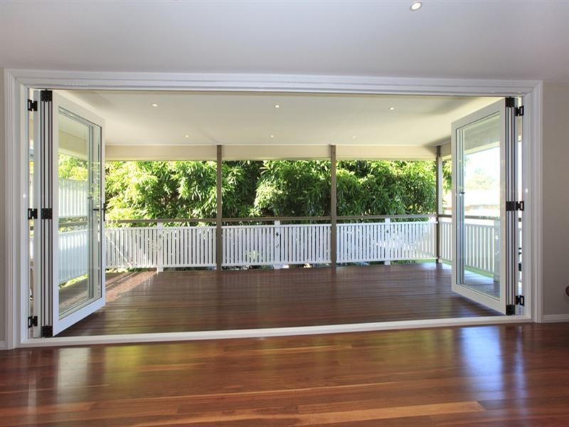 131 Shrapnel Road, Cannon Hill QLD 4170