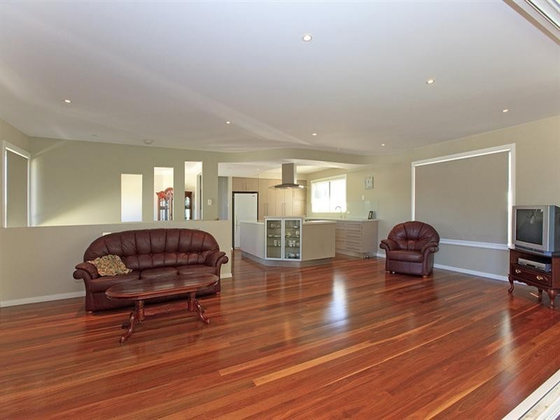 131 Shrapnel Road, Cannon Hill QLD 4170