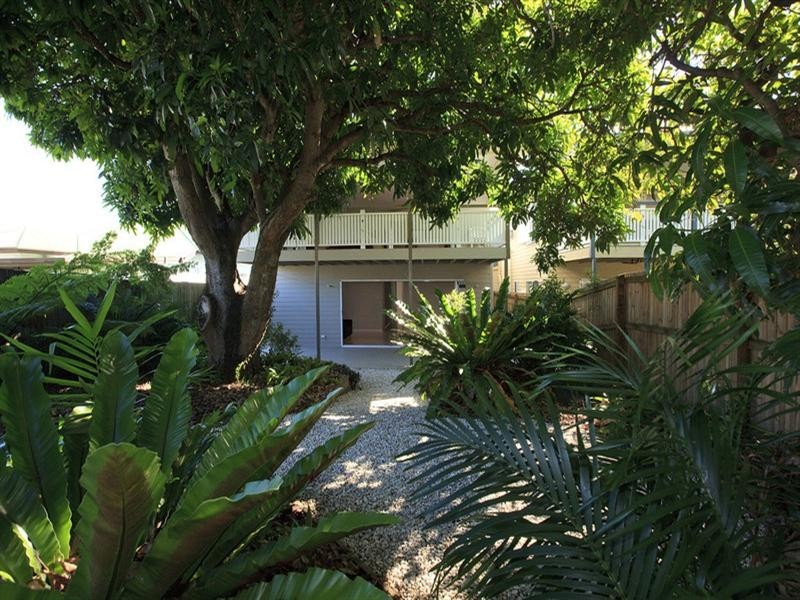 131 Shrapnel Road, Cannon Hill QLD 4170