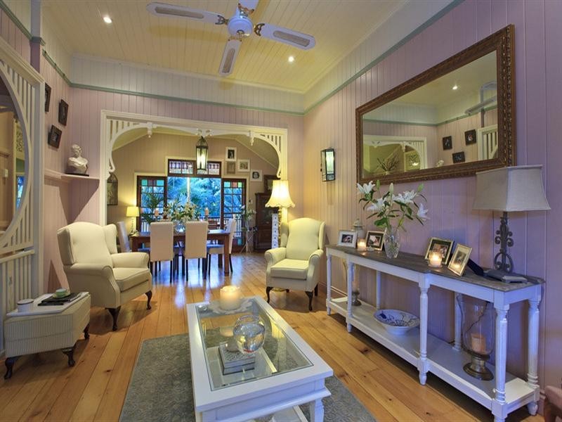 57 Lindsay Street, Hawthorne QLD 4171