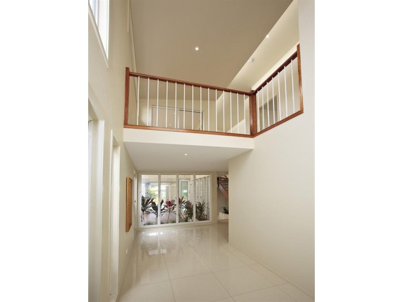 54 Shelley Street, Cannon Hill QLD 4170