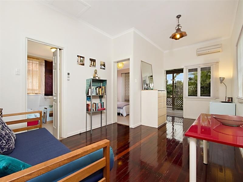 72 Bolan Street, Bulimba QLD 4171