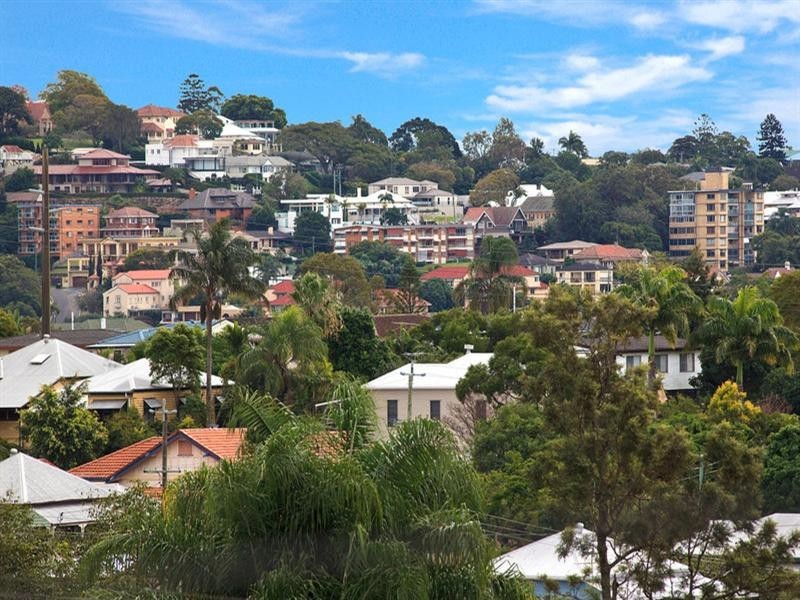 27 Taylor Street, Balmoral QLD 4171